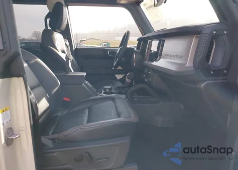 2025 Ford Bronco Outer Banks z USA, uszkodzony, nr VIN 1FMEE8BH3SLB52618